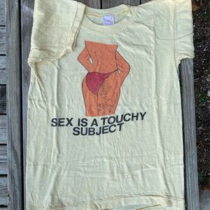 80s Sex is a Touchy Subject novelty humor art shirt sz M